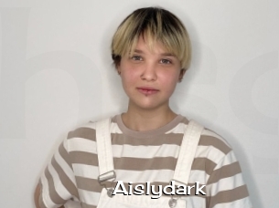 Aislydark