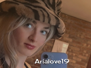 Arialove19