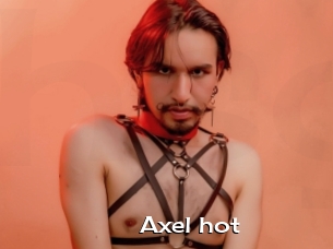 Axel_hot