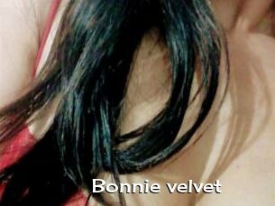 Bonnie_velvet