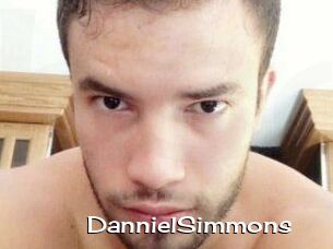 Danniel_Simmons
