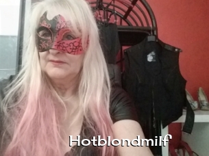 Hotblondmilf