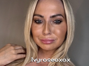 Ivyroseoxox