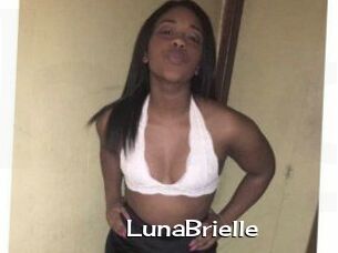 Luna_Brielle