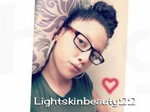 Lightskinbeauty22