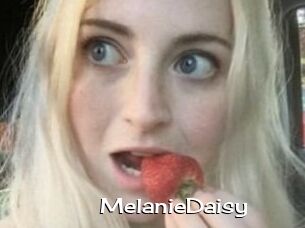 Melanie_Daisy