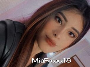 MiaFoxxx18