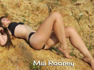 Mia_Rooney