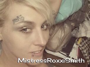 MistressRoxxiSmith