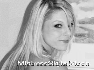 MistressSkylerMoon