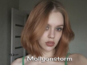 Mollyonstorm