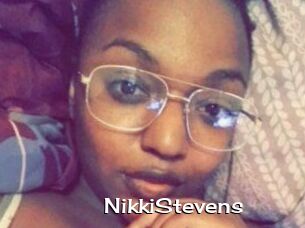 Nikki_Stevens