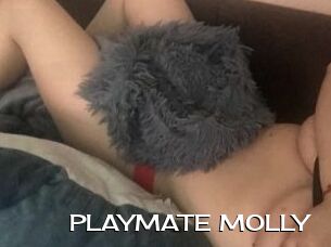 PLAYMATE_MOLLY