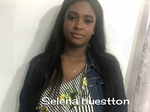 Selena_huestton
