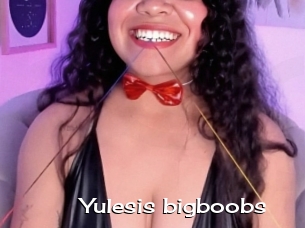 Yulesis_bigboobs